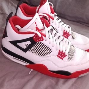 Jordan 4